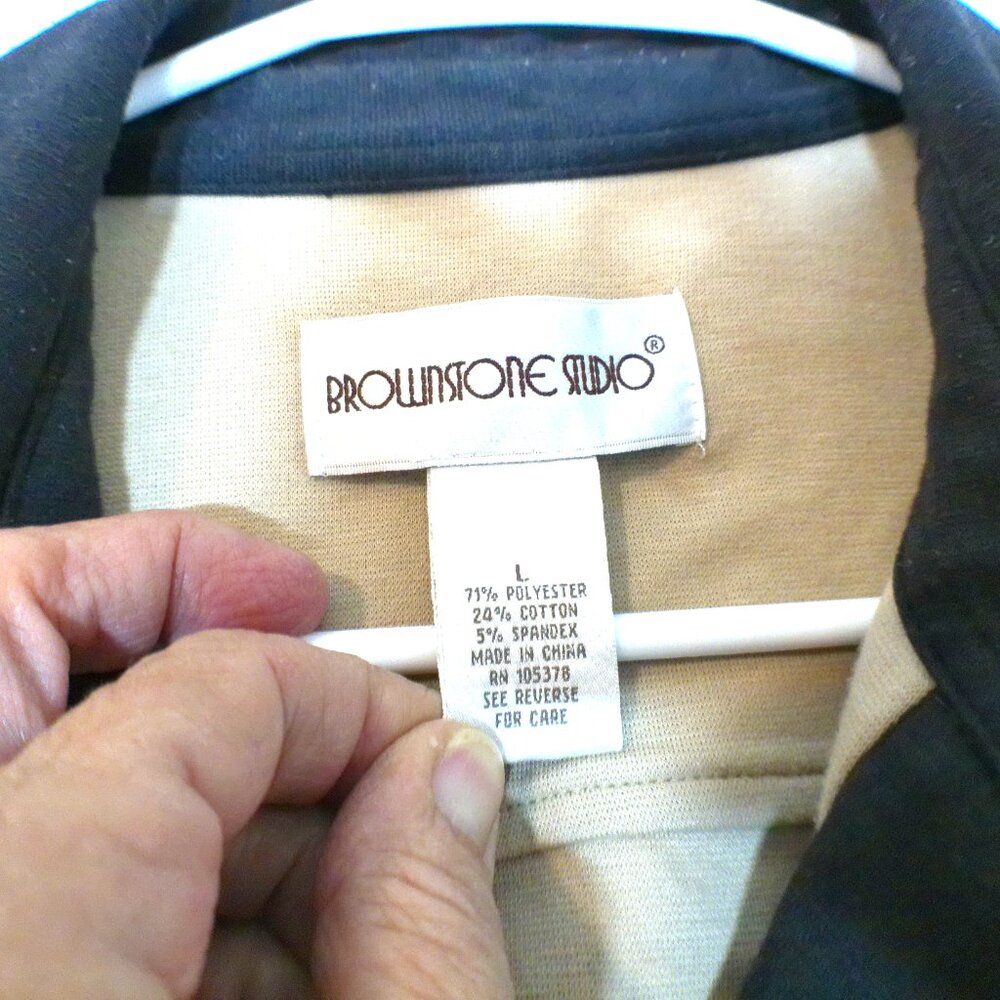 Brownstone Studio Beige & Black Contrast Button Jacket LG #1462 - Picture 2 of 4